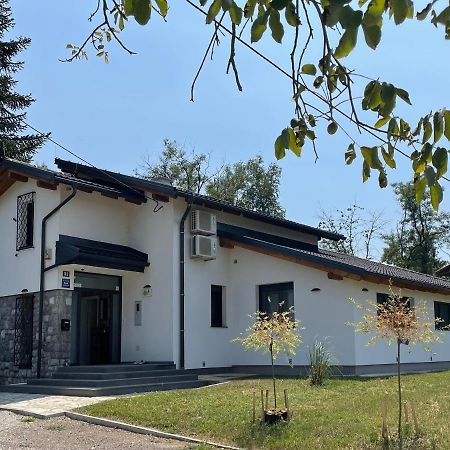 Pampas apartments Duga Resa Bagian luar foto